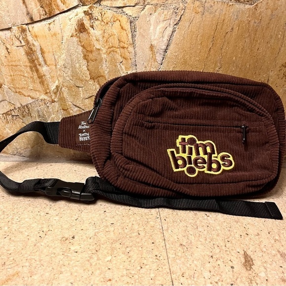 Justin Bieber Tim Hortons crossbody pack in chocolate brown - Picture 6 of 10